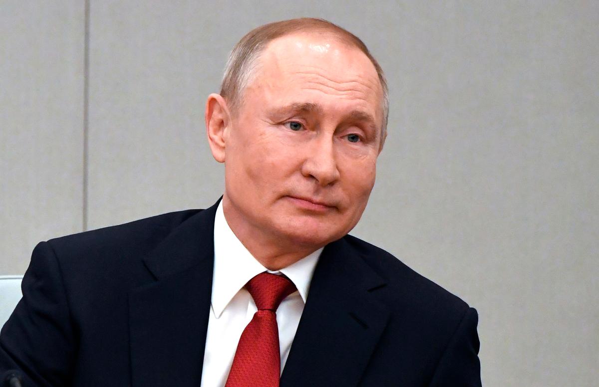 Russia Passes Bill Allowing Putin to Stay in Power Past 2024