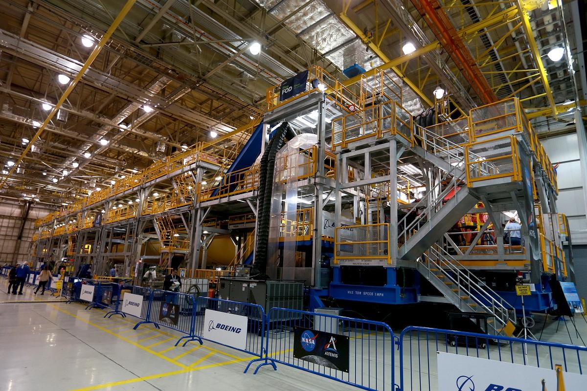 Huge Delays, $2 Billion in Cost Overruns Mar NASA’s Planned Return to Moon in 2024