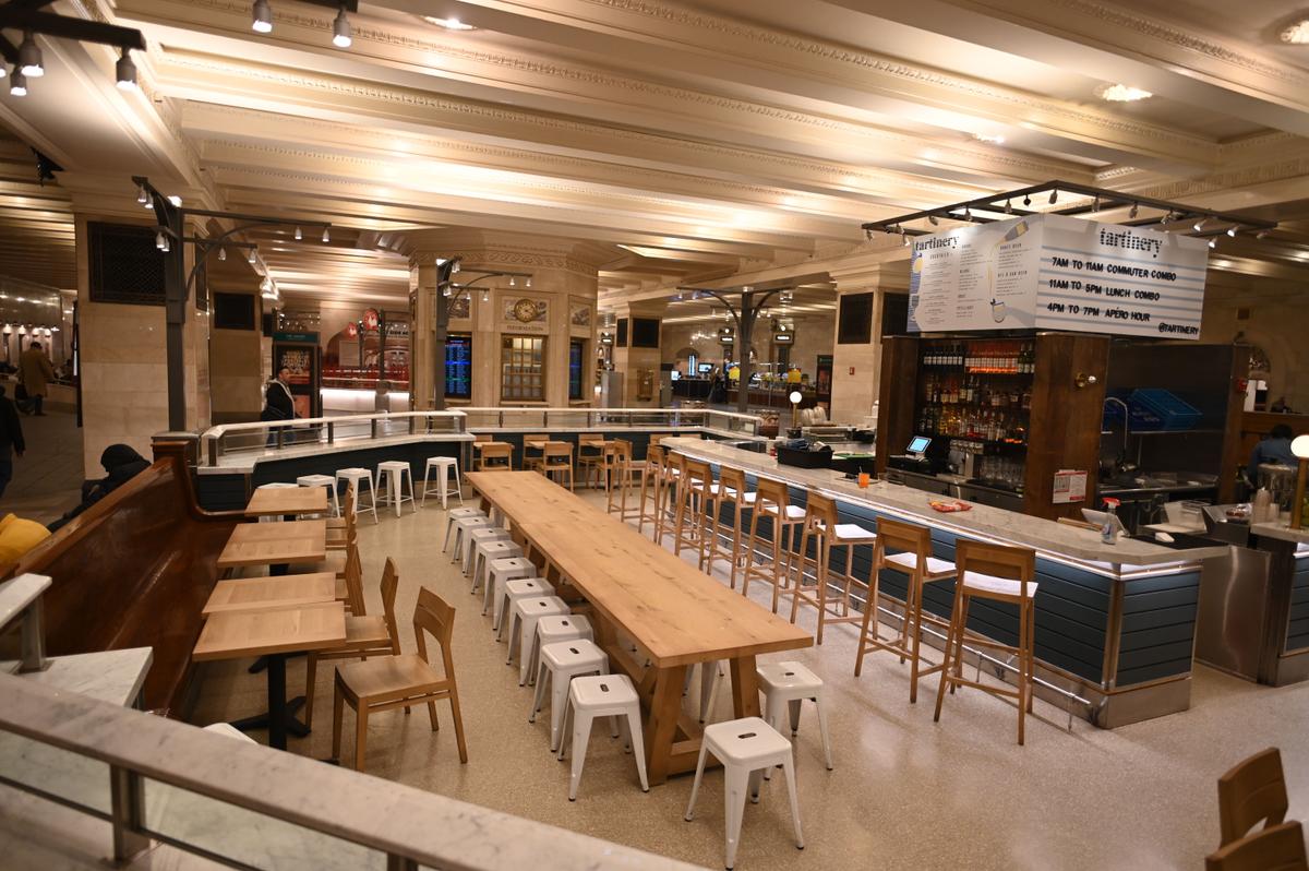 Mayor Responds After Restaurant Group Planned to Defy Restrictions Amid Coronavirus Pandemic