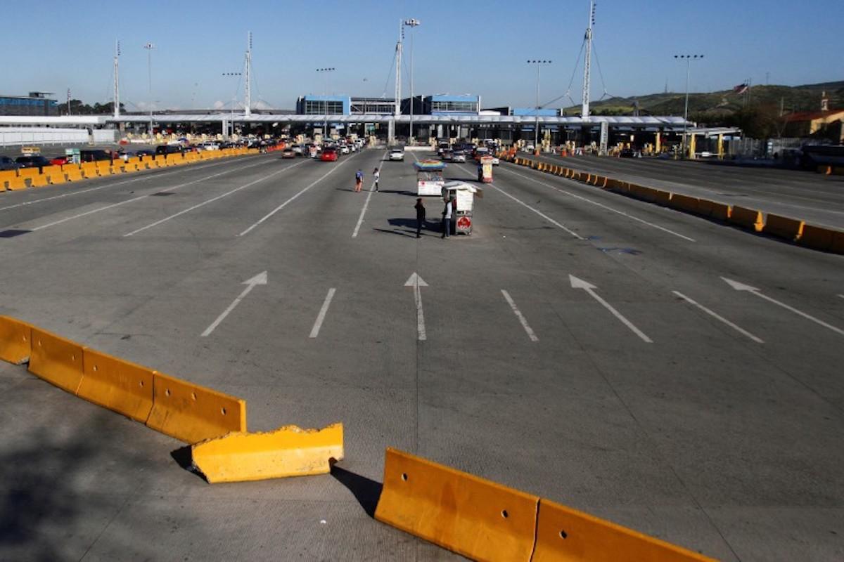 US-Mexico Land Border Scheduled to Reopen in Early November: Mexican Foreign Minister