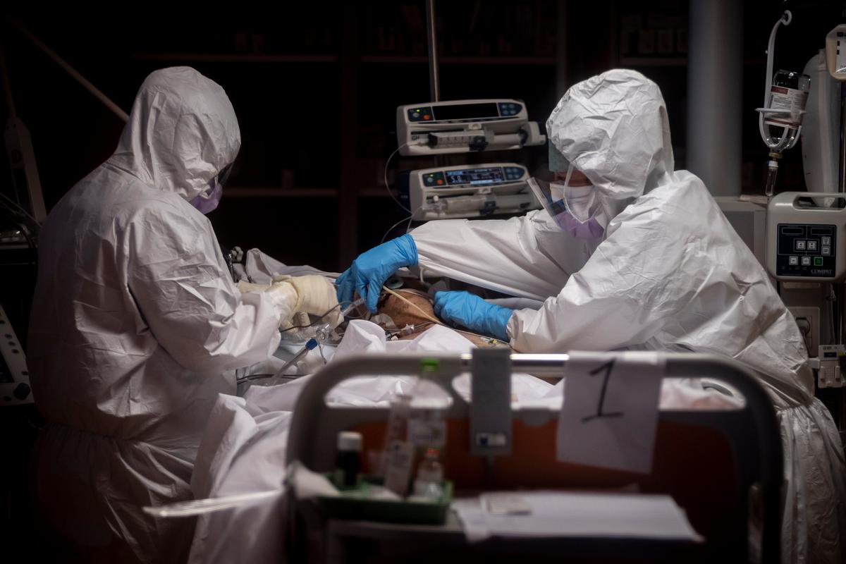 Italy Confirms Highest Daily Virus Death Toll Since Outbreak, 919 Fatalities Reported