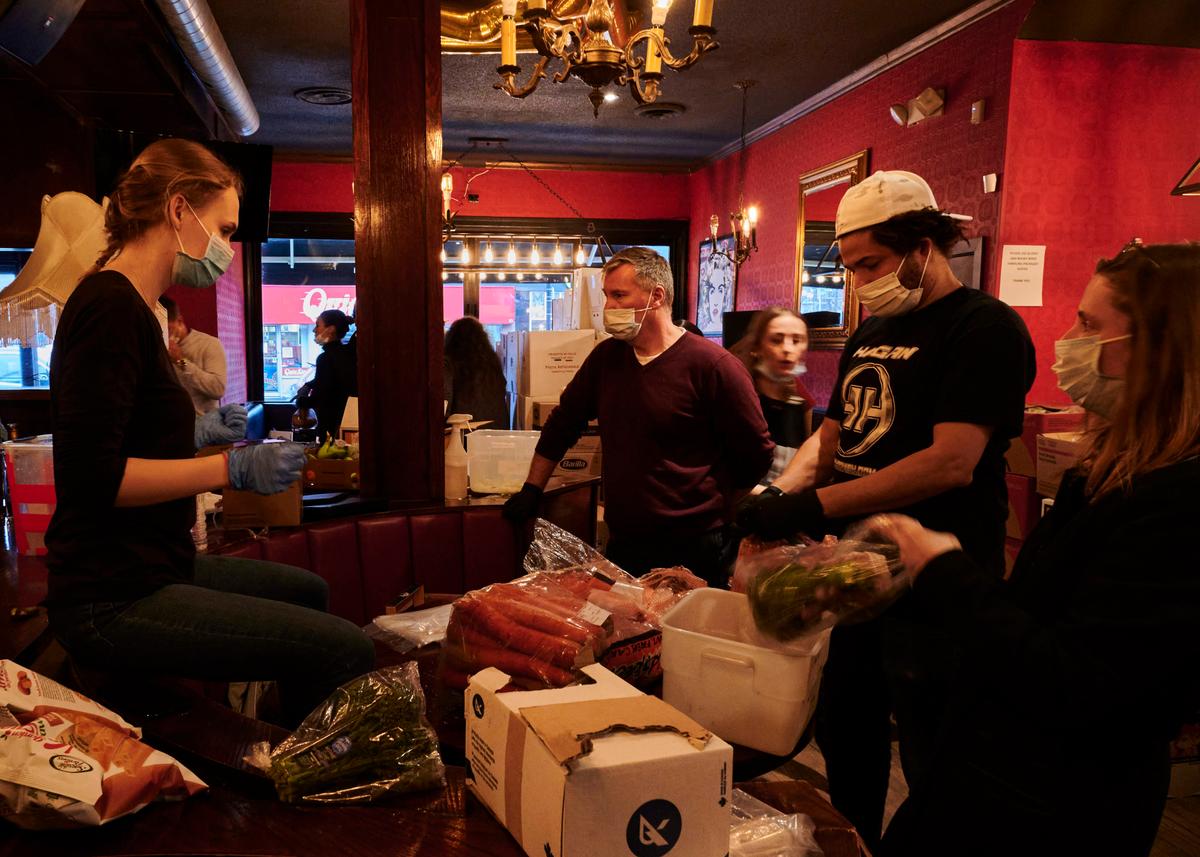 New Movement Called ‘Caremongering’ Spreading Across Canada