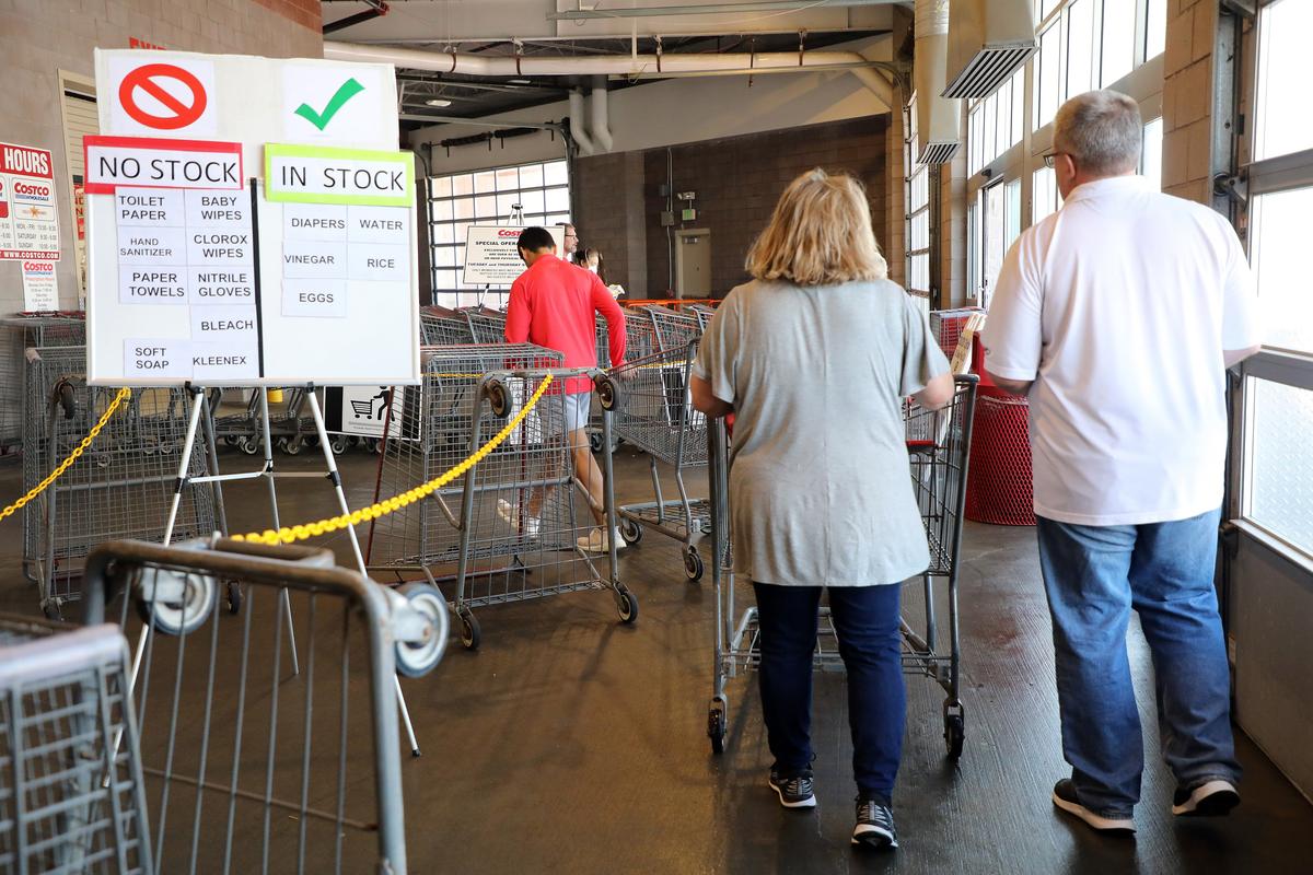 Kansas Governor Orders Residents to Stay at Home