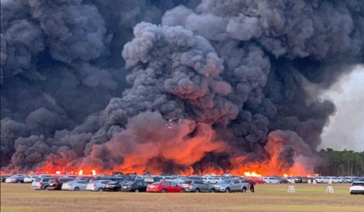 Florida Fire Destroys 3,500 Rental Cars at Airport Near Fort Myers: Official