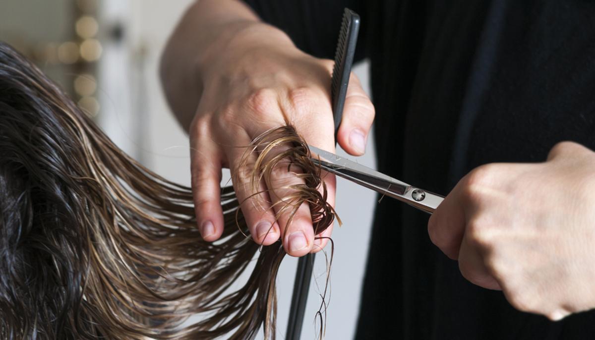 Woman Gets Stunning Beauty Transformation From ‘The Makeover Guy’ After Grueling 3-Year Project