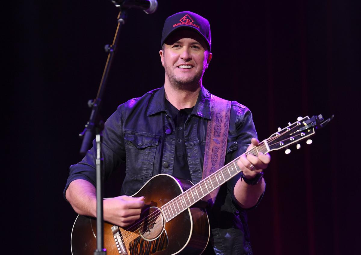 Country Singer Luke Bryan Reflects on Bringing Farm Tour to California After 16 Years