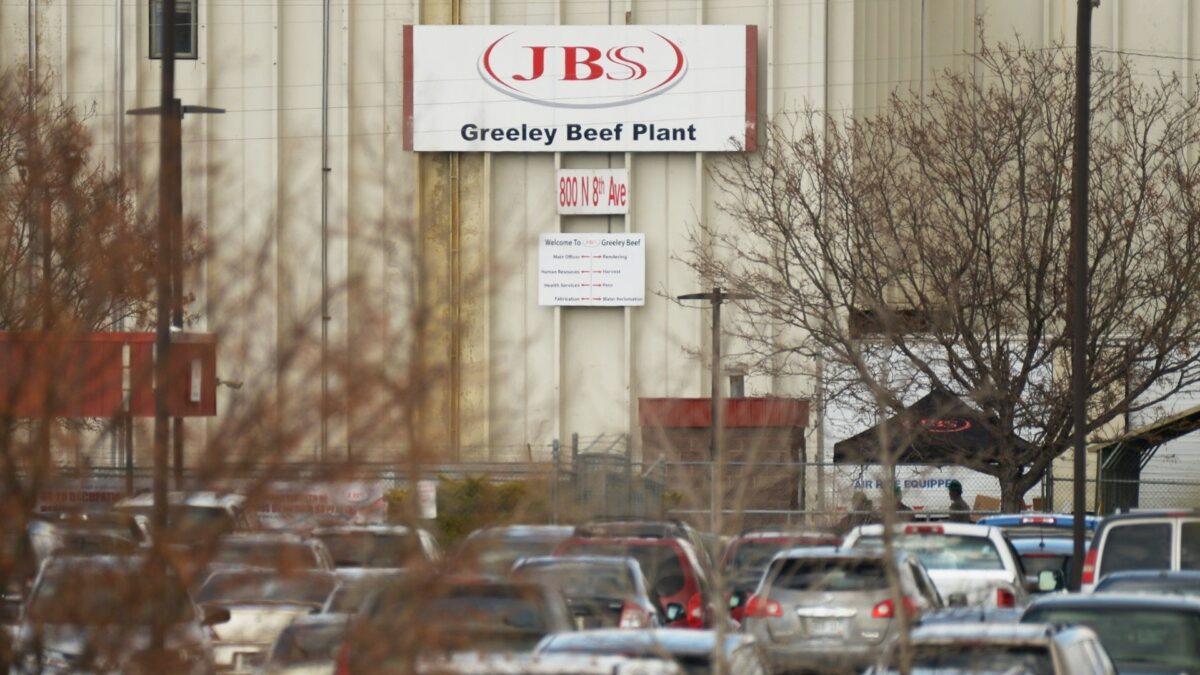 JBS plant in Greeley, Colorado. (Hyoung Chang/MediaNews Group for Denver Post via Getty Images)
