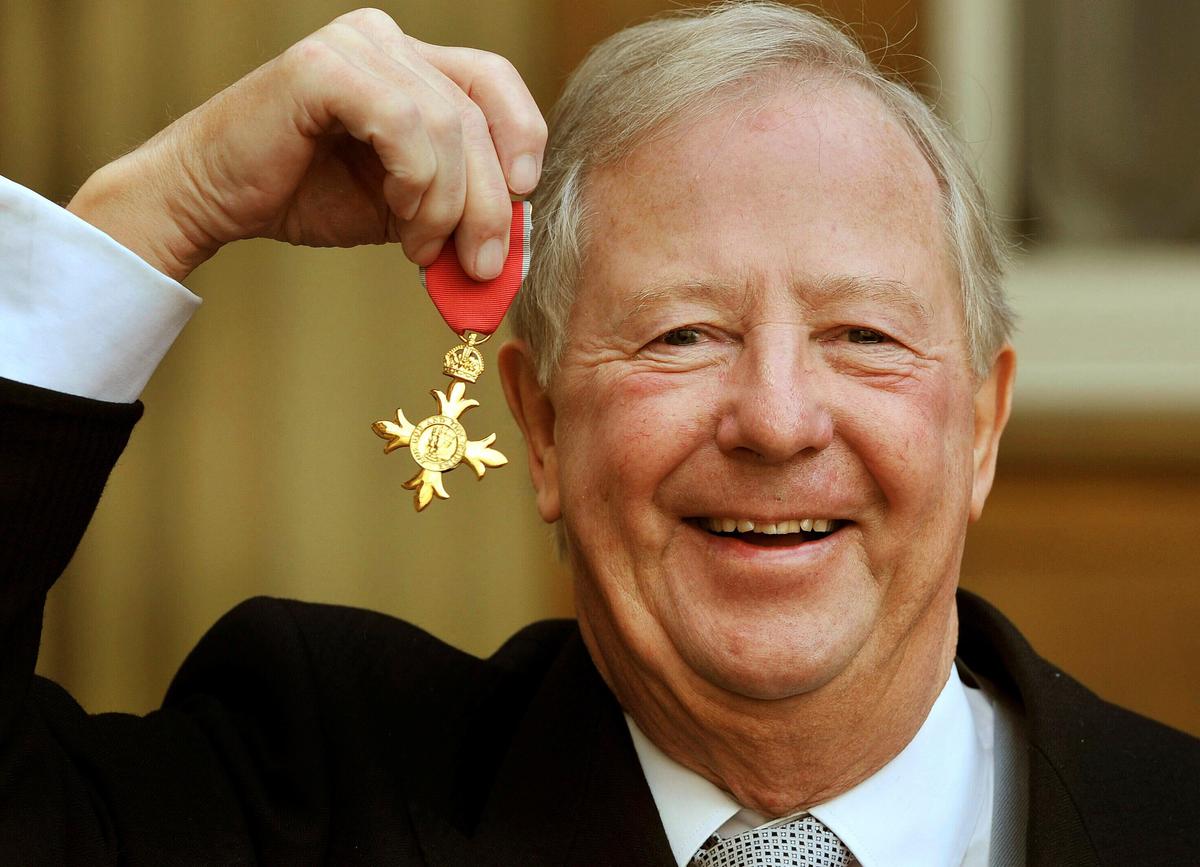 Comedian Tim Brooke-Taylor of ‘The Goodies’ Dies With COVID-19