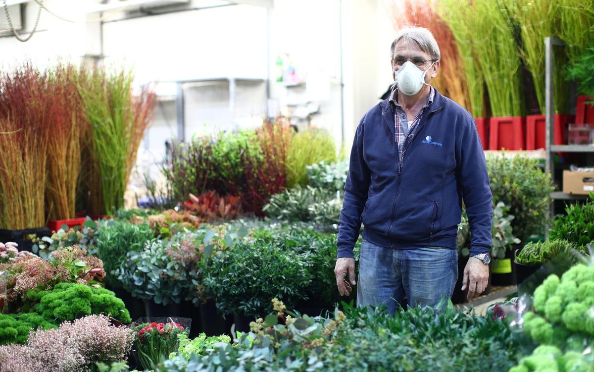 Austria Reopening Thousands of Shops in First Loosening of Lockdown