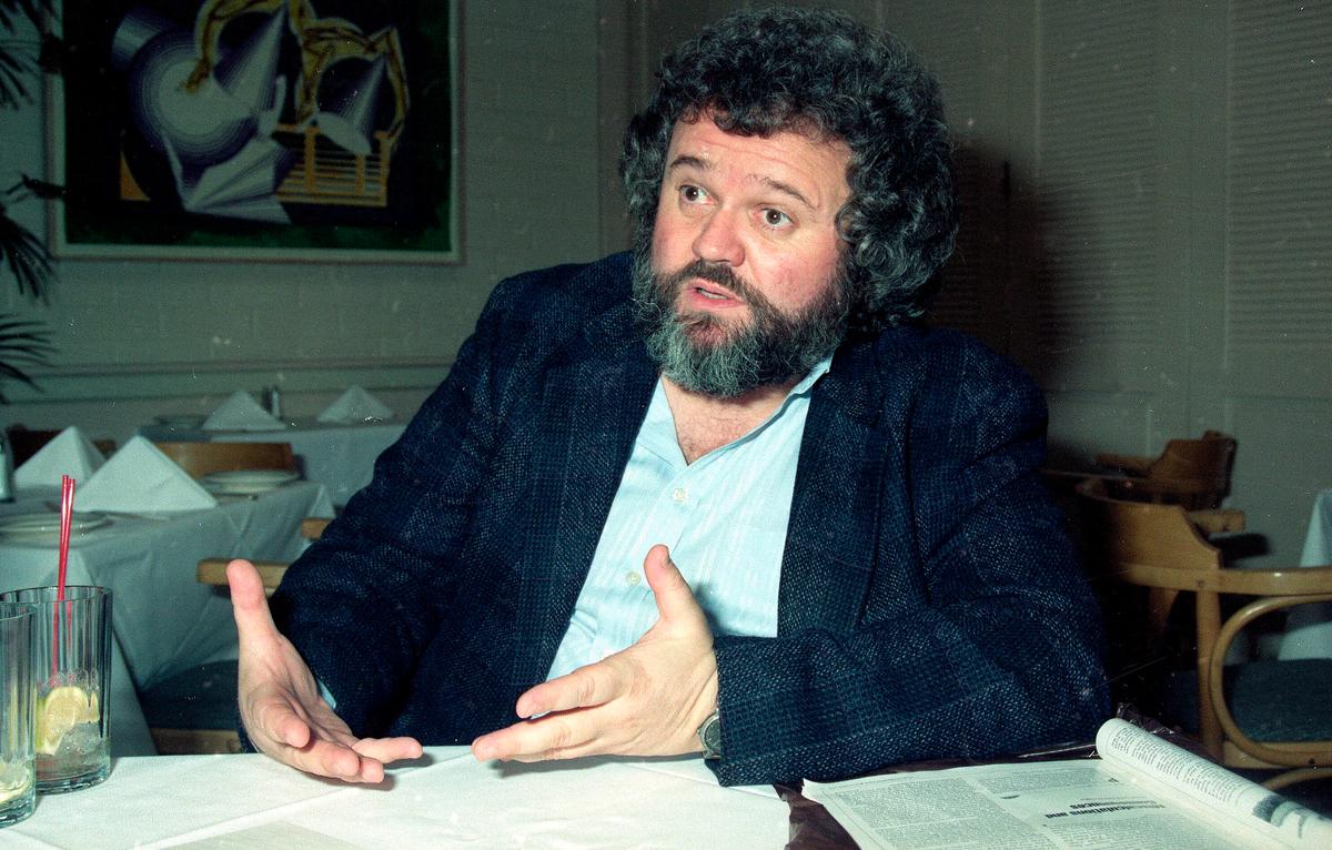 ‘E.T.,’ ‘Bugsy’ Cinematographer Allen Daviau Dies at 77