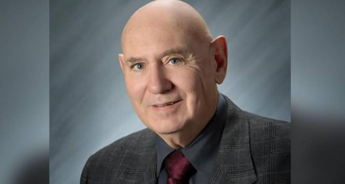 Outgoing California Mayor Dies in Plane Crash Near Airport: Officials