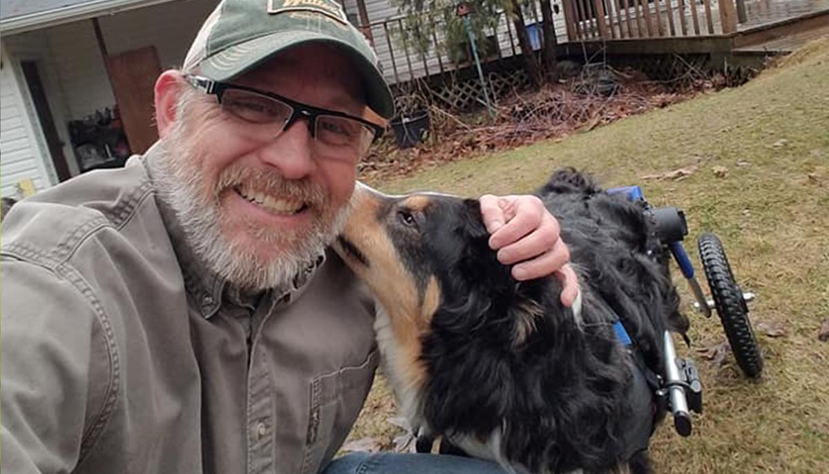 Man Goes on a Mission to Give Injured Animals a Second Chance at Life With Wheelchairs