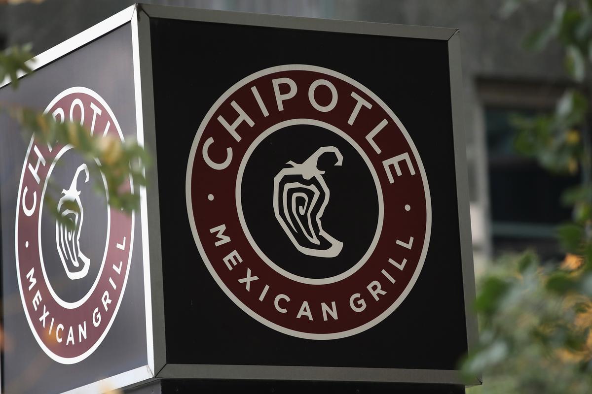 Chipotle Workers in Michigan Vote to Form Union, in First for Restaurant Chain