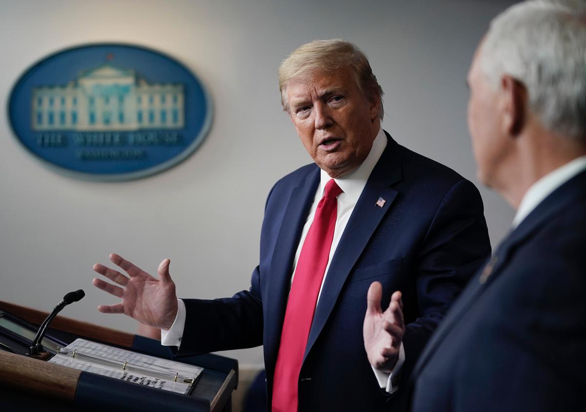 Trump Signs Order Barring Immigration for 60 Days