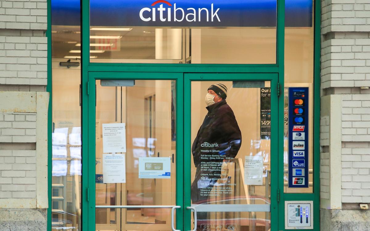 Banks Offer to Postpone Loan Payments for Customers Hit by CCP Virus Shutdowns