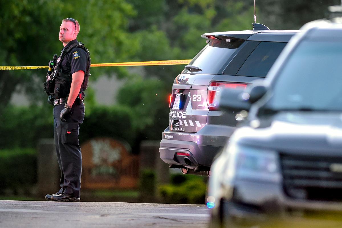 Kansas Police Officer Killed in Shootout With Hit-And-Run Suspect