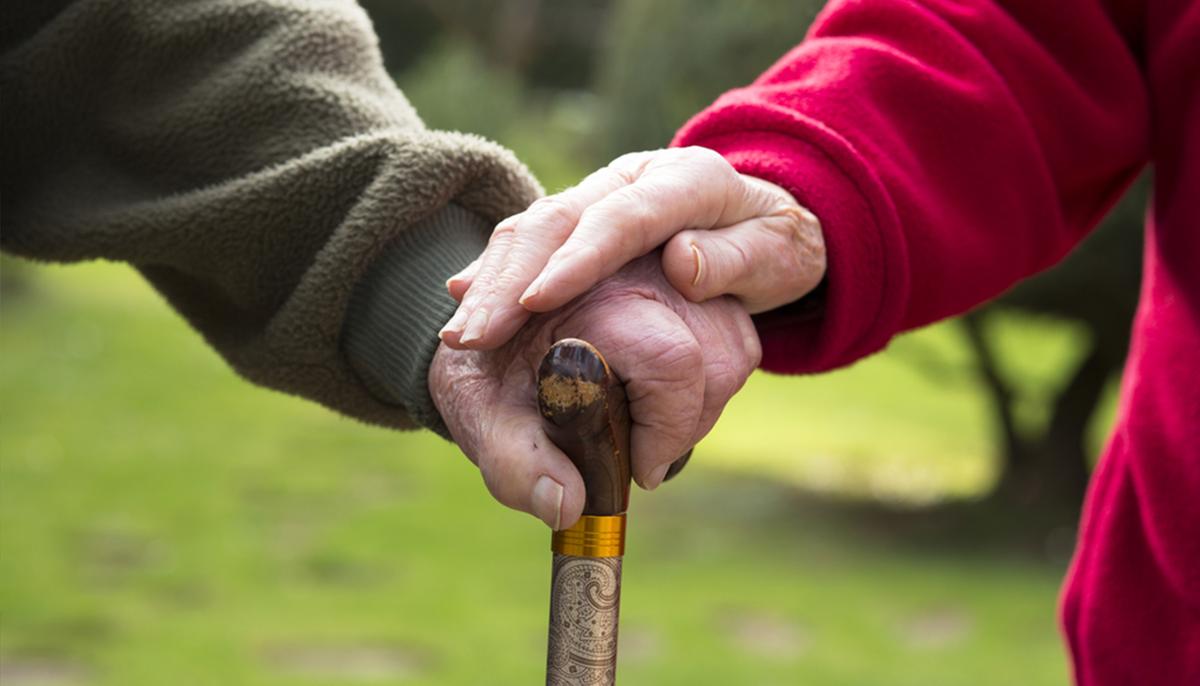 Husband, 90, Dies Hours Later After Wife, 81, Loses Battle to CCP Virus