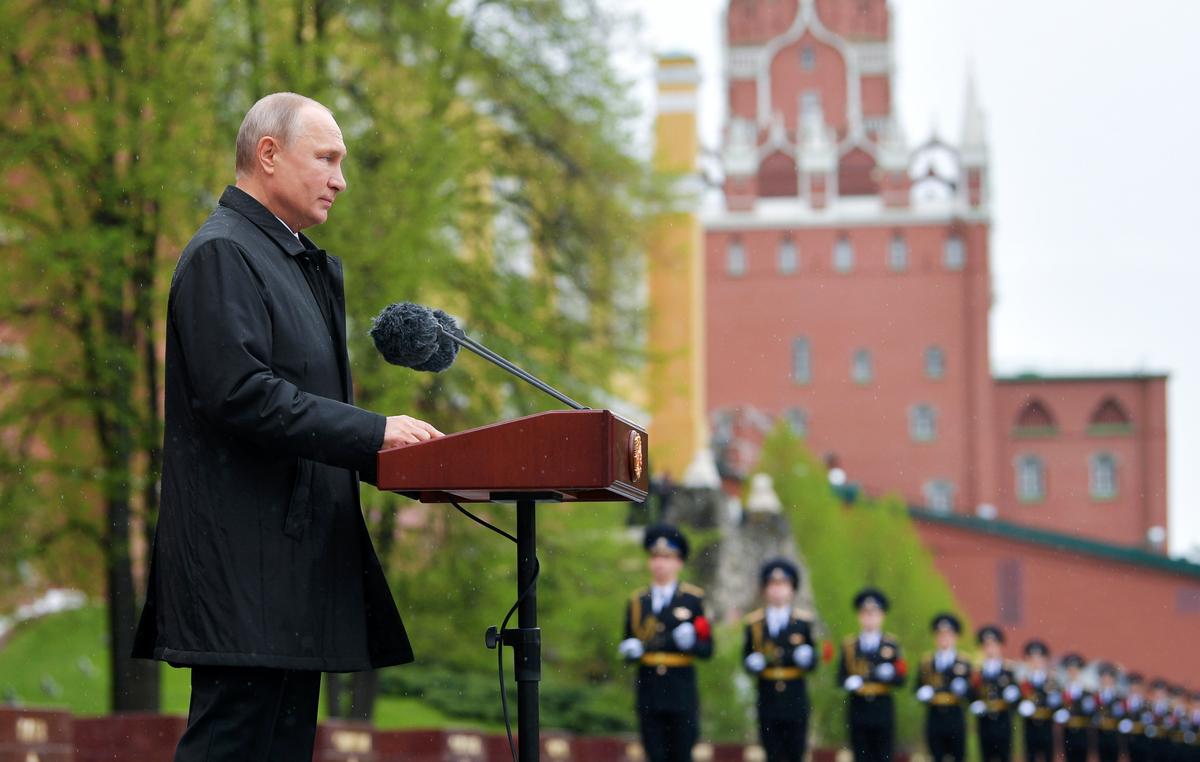 Russia, Belarus Mark Victory Day in Contrasting Events