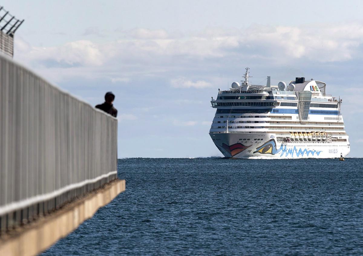 Canada Enacts Ban of Large Cruise Ships Until October