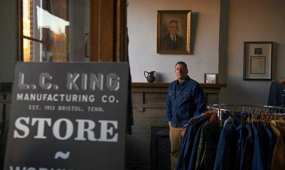 Masks Made in America by an All-American Company