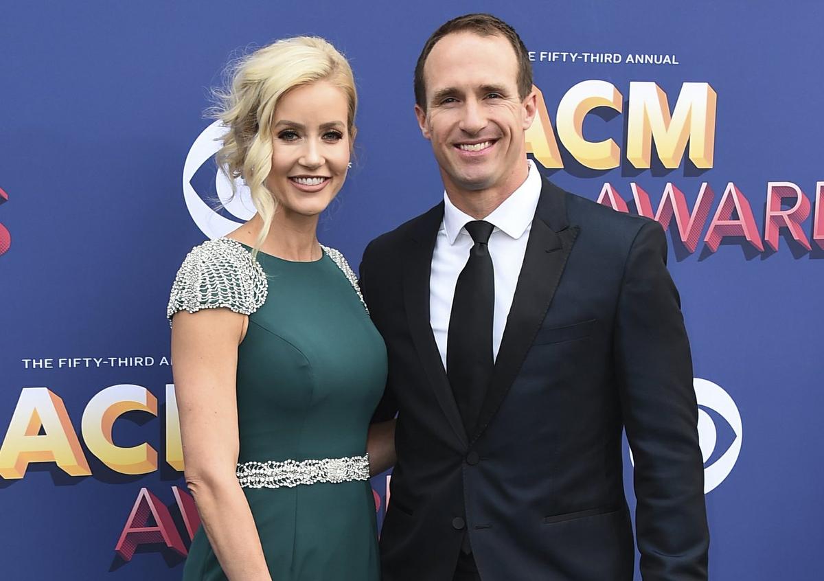 Saints Quarterback Drew Brees’s Wife Apologizes for Husband’s Comments on Flag