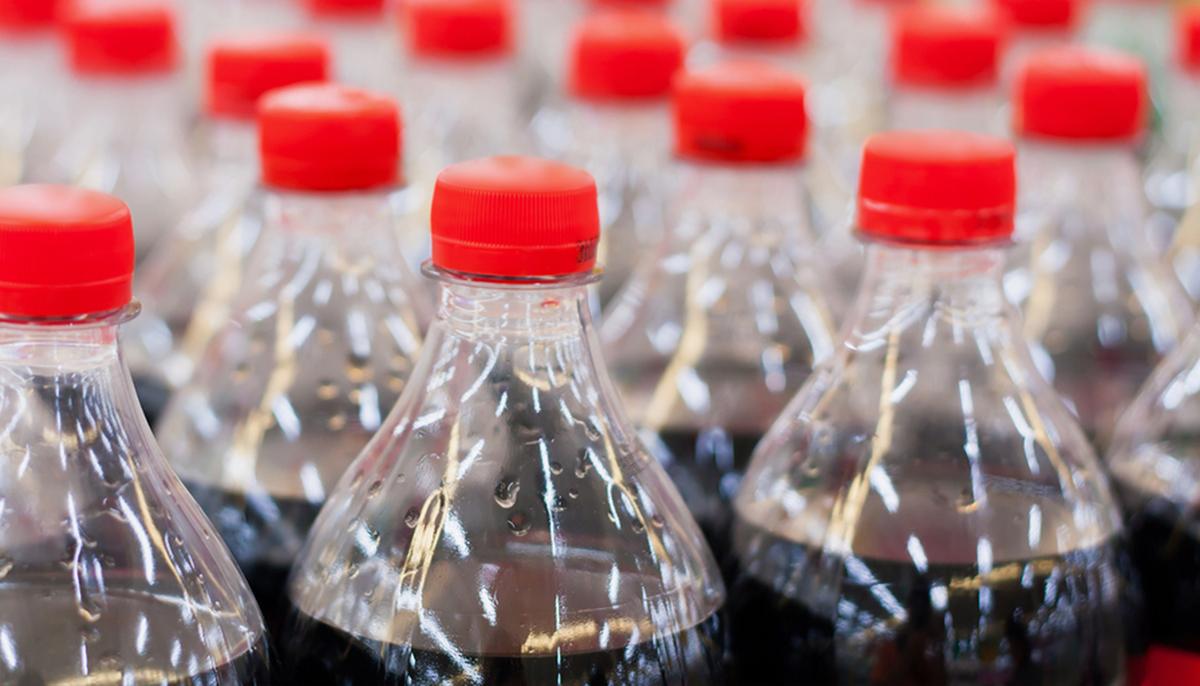 New Zealand Mom of 3 ‘Addicted’ to Coca-Cola Dies After Drinking 3 Liters of Pop per Day