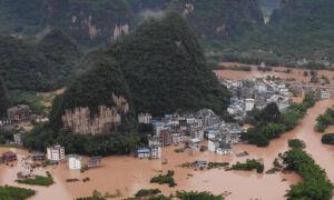 China’s Flood Disaster Relief Inadequate as Many Victims Struggle to Find Food and Drinking Water: Volunteer