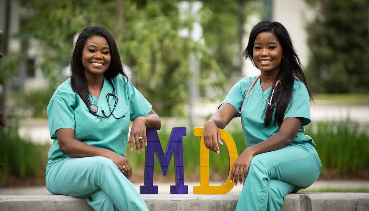 First Mother-Daughter Duo to Graduate Medical School Together Match at the Same Hospital
