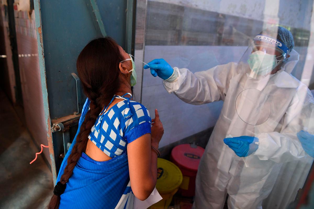 India Reports Record Rise in CCP Virus Cases; Delhi Cancels All Medical Staff Leave