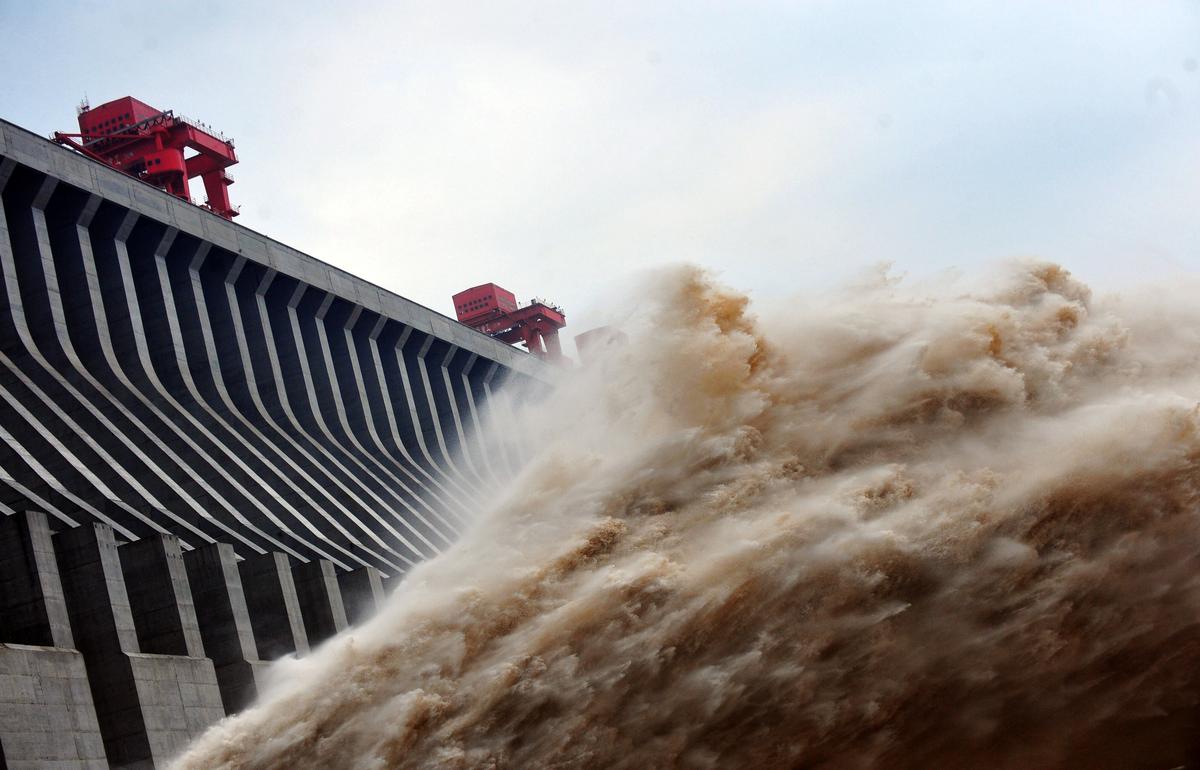 China’s Largest Dam Draws Scrutiny for Structural Flaws as Flooding Ravages Country
