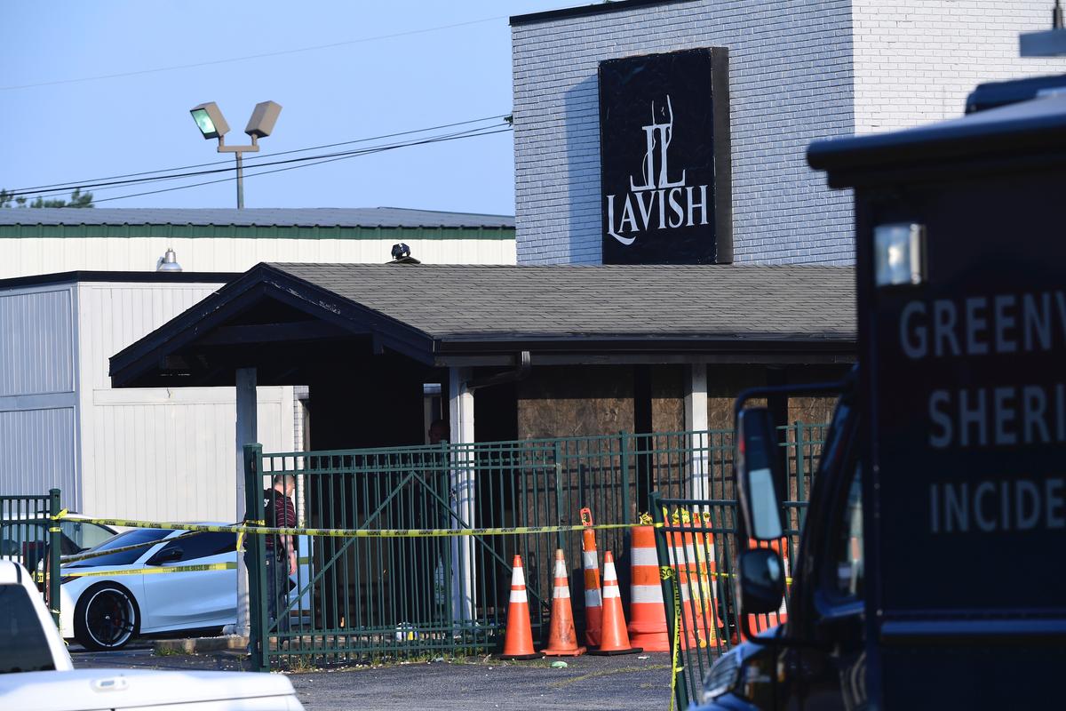 Sheriff: 2 Dead, 8 Hurt in South Carolina Nightclub Shooting