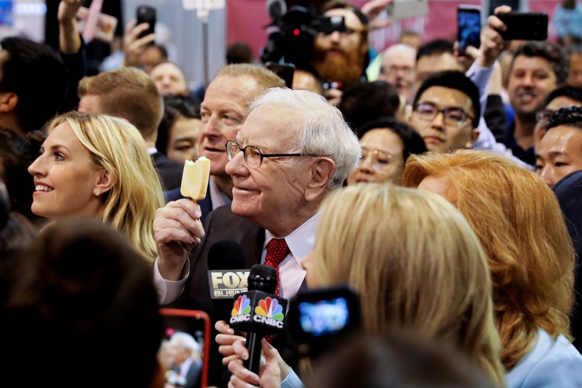 8 Unconventional Habits You Should Steal From Billionaires to Be Successful