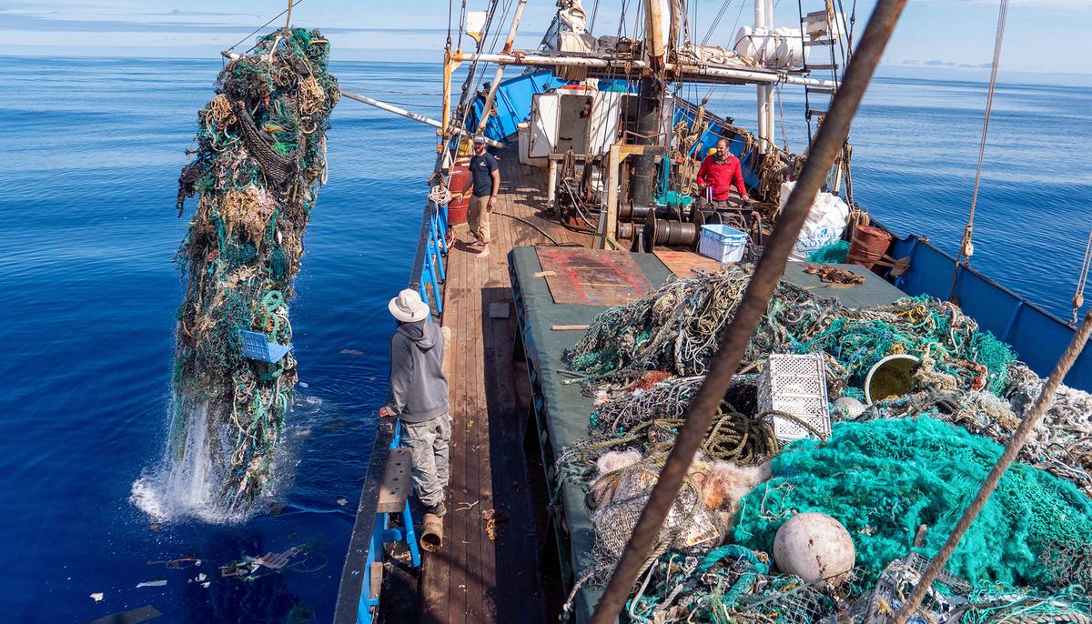 Massive Pacific Ocean Cleanup Sets Record, Hauls Over 100 Tons of Toxic Plastic Waste
