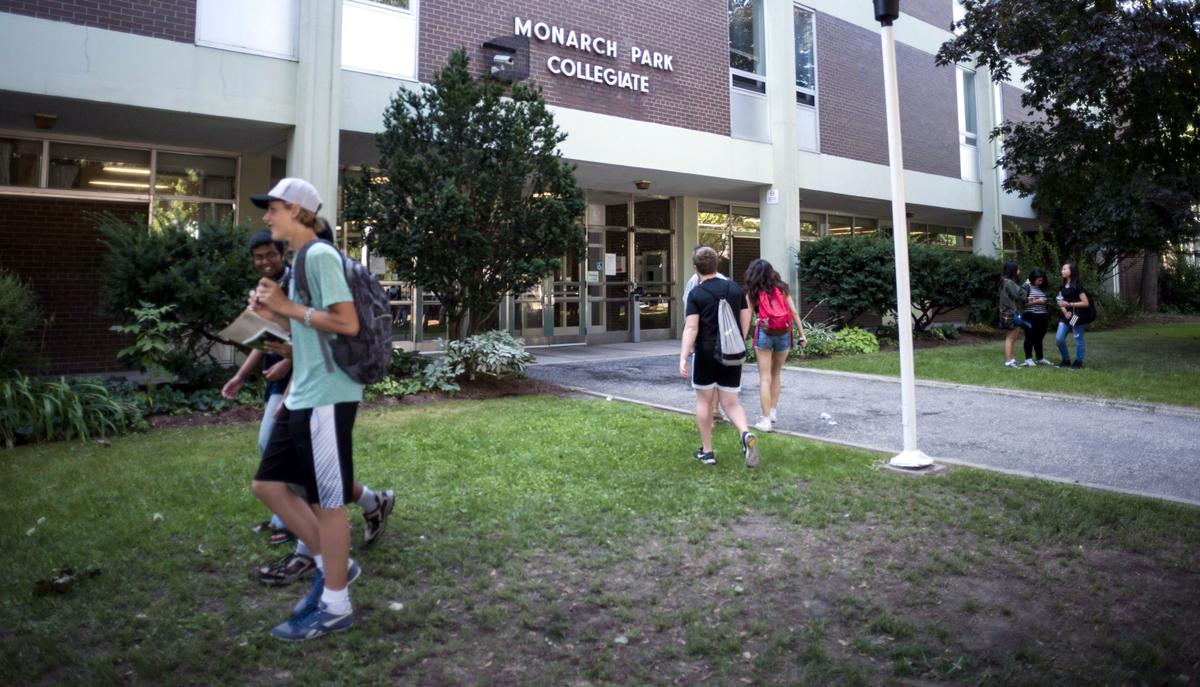 Letting Non-Teachers Lead School Boards Is a Non-Issue