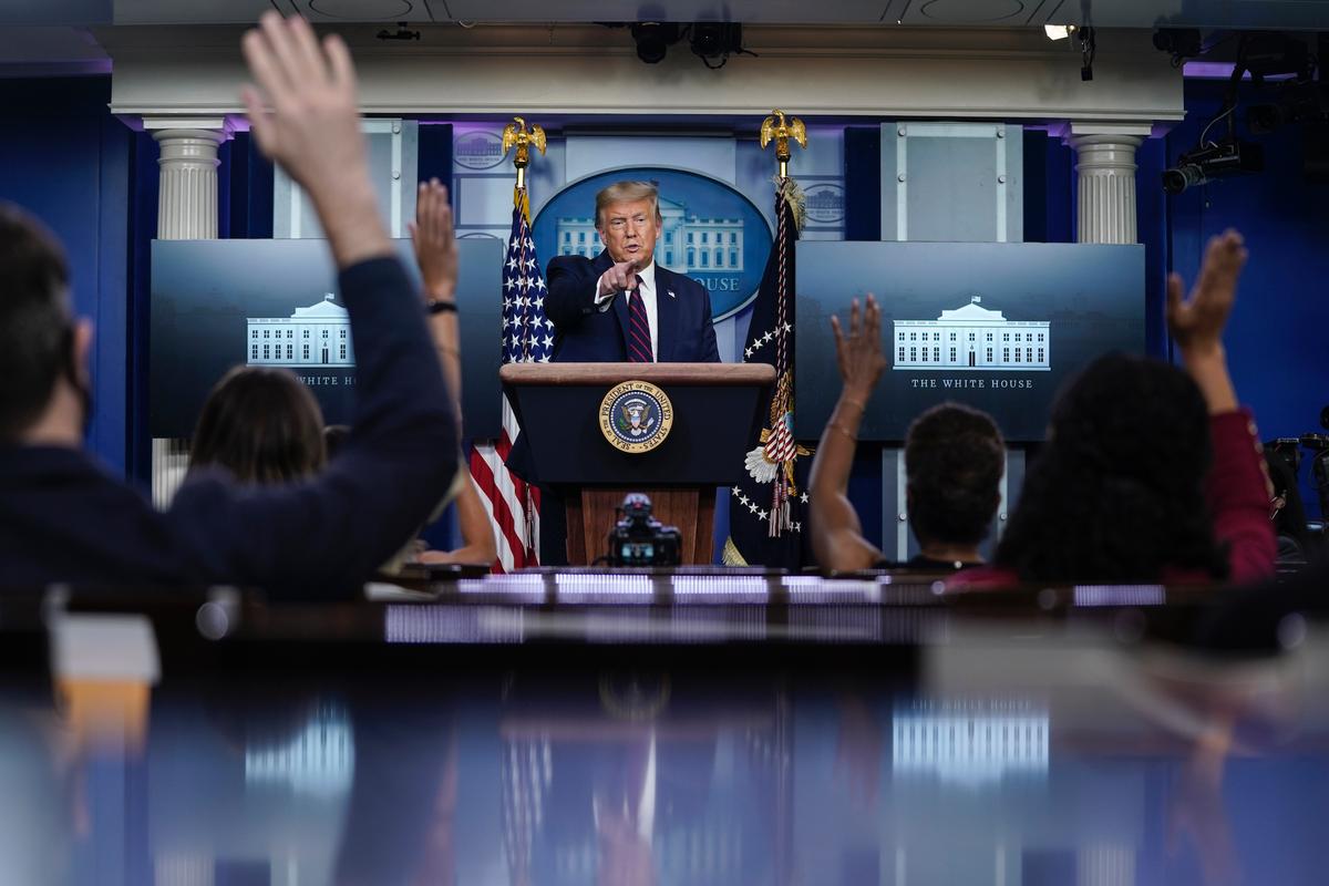 Trump Explains Why He Backs Mail-in Ballots in Florida, Cites ‘Terrific’ GOP Governors’ Work