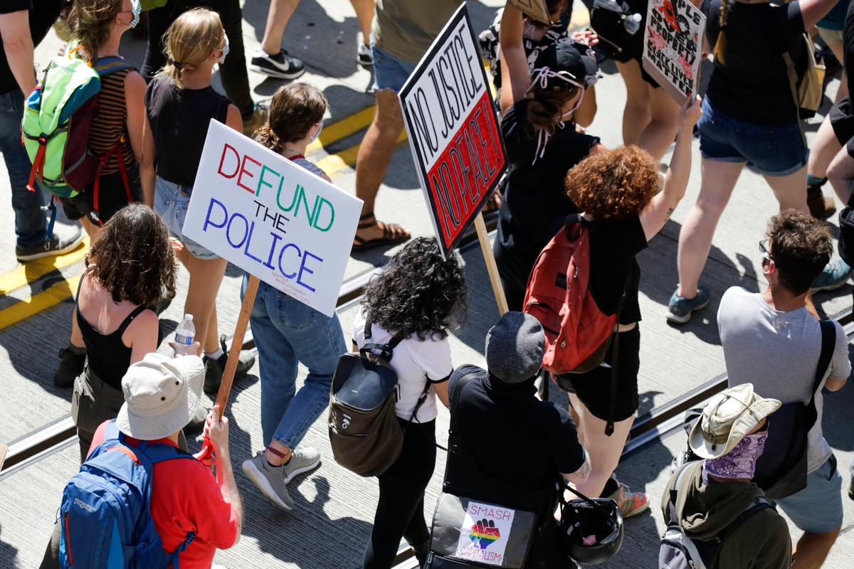 Seattle City Council Approves Slashing Millions From Police Department