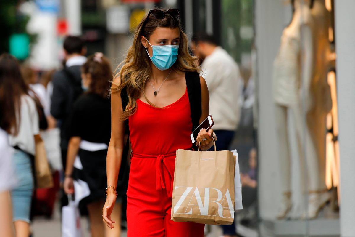 UK Says 50 Million Face Masks It Bought Might Not Be Safe