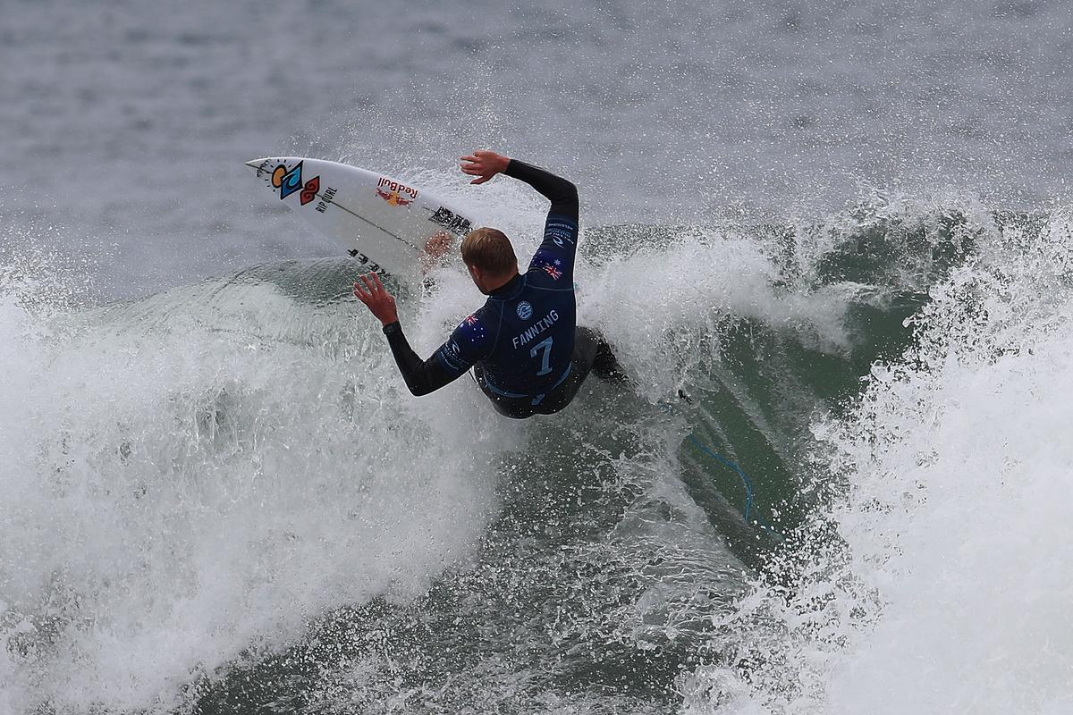 ‘No Waves on the East Side’: Victorian Surfer Among Over 200 Issued COVID-19 Restriction Fines