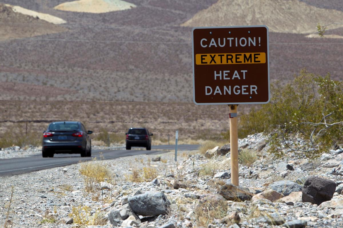 Thermometer in Death Valley, California Shows Highest Global Temperature Since 1913