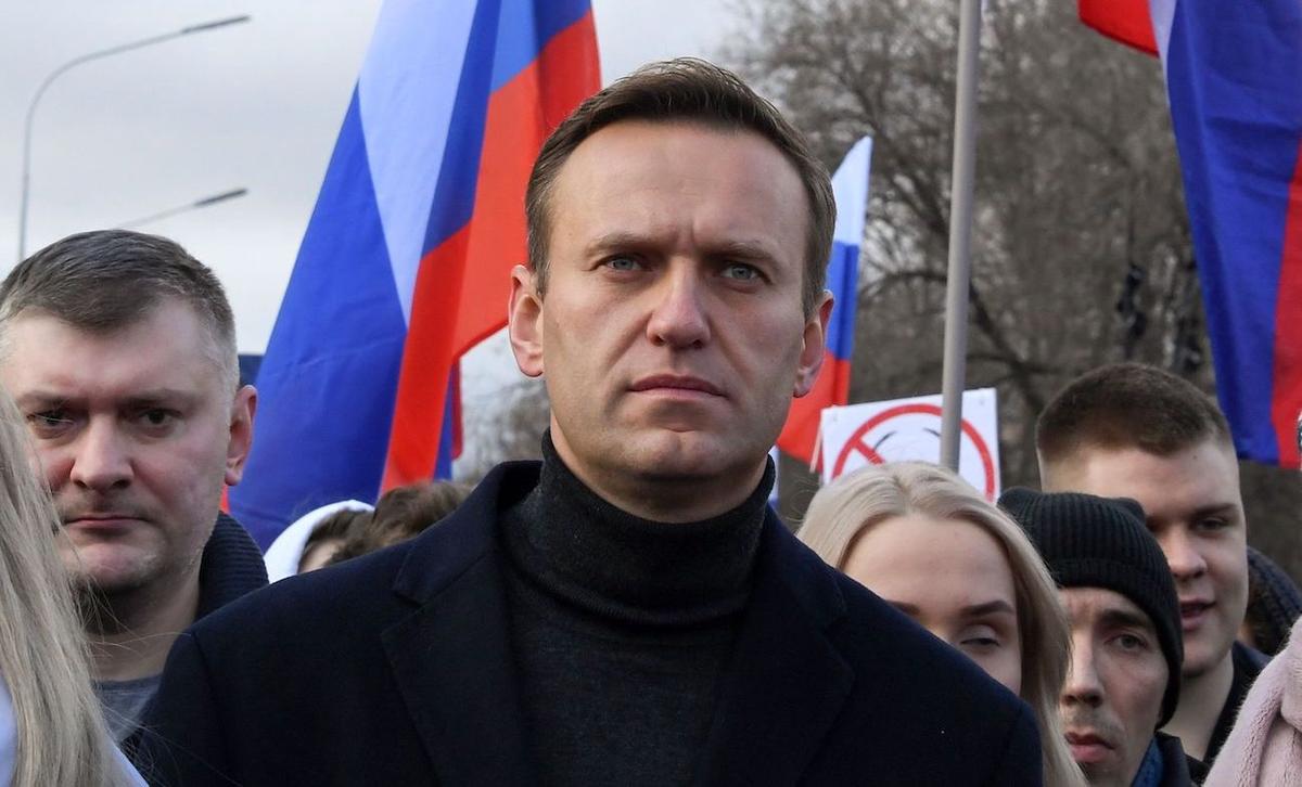 Comatose Russian Opposition Leader Arrives in Germany in Stable Condition