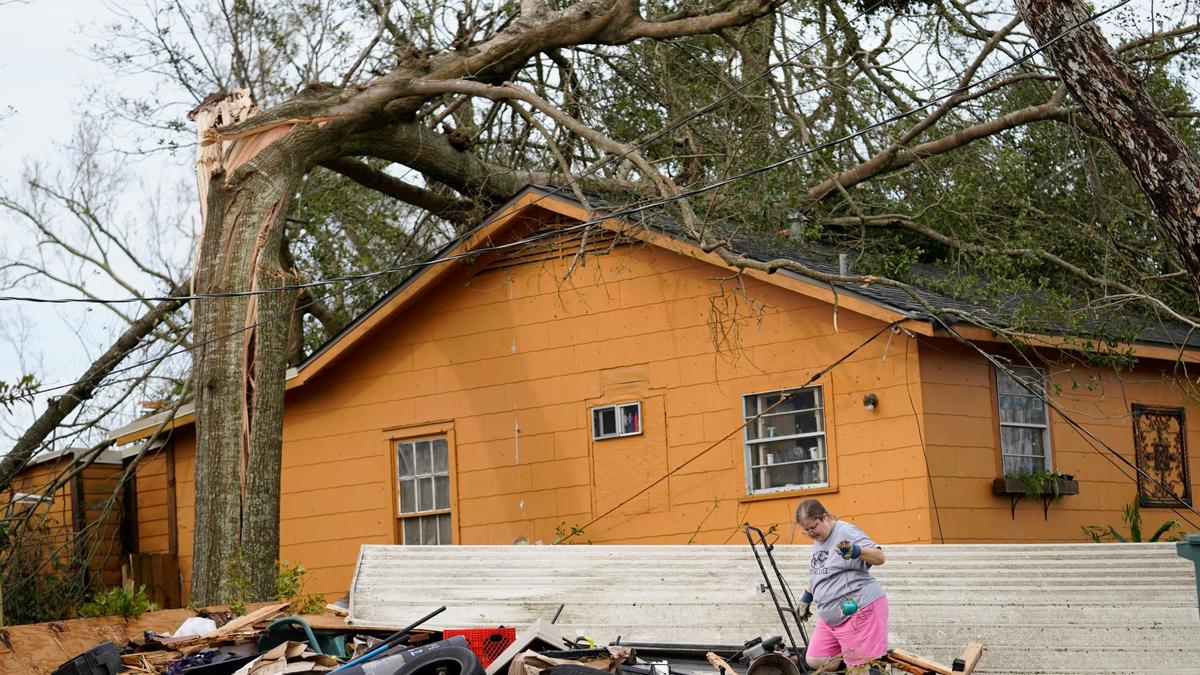 Hurricane Laura Slams Louisiana, Kills Four, but Less Damage Than Forecast
