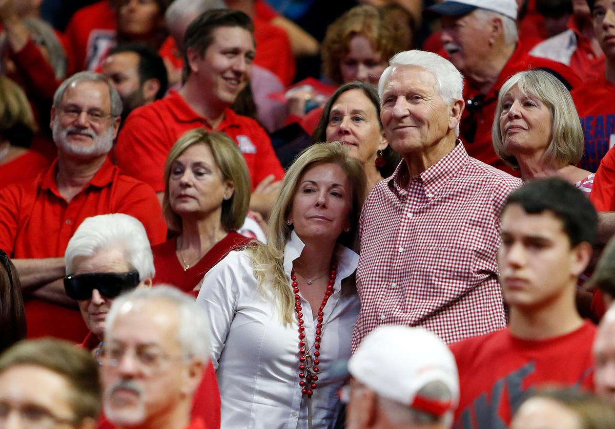 Lute Olson, Hall of Fame Coach, Arizona Icon, Dies at 85