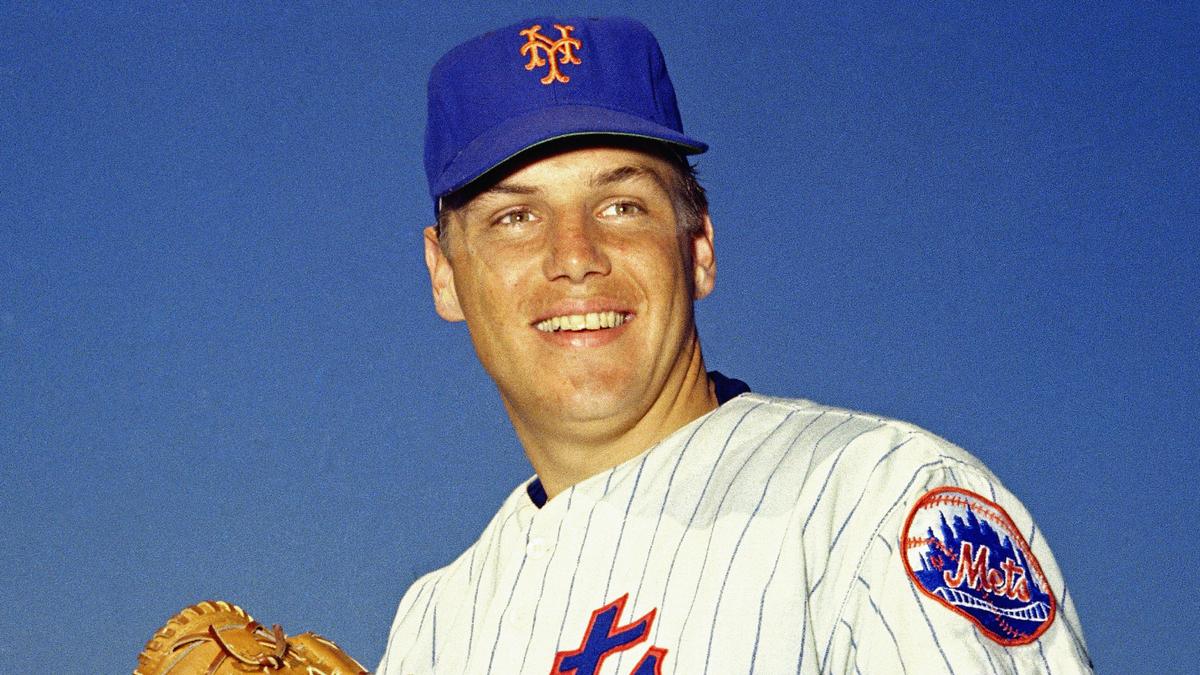 Tom Seaver, Heart and Mighty Arm of Miracle Mets, Dies at 75