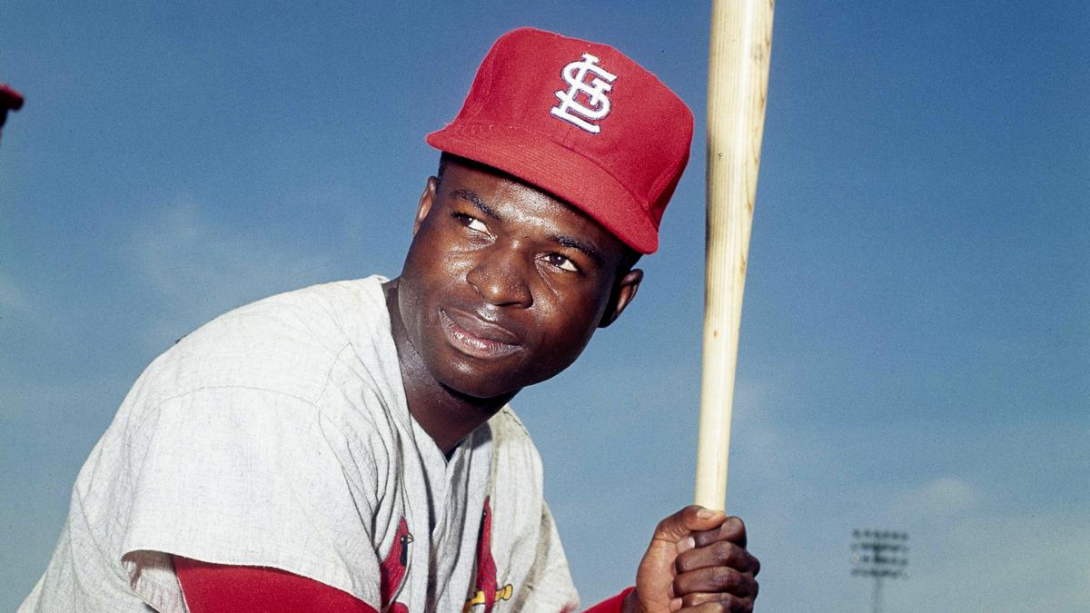 Hall of Fame Outfielder, Speedster Lou Brock Dies at Age 81