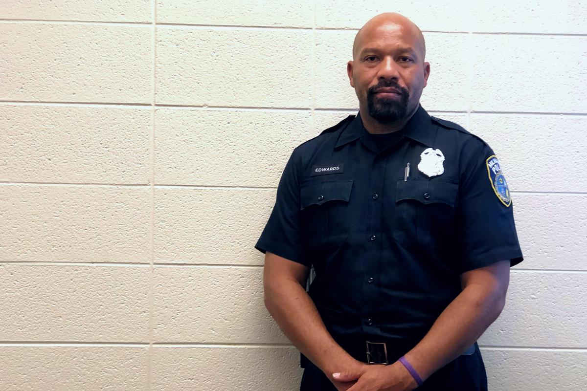 A Milwaukee Officer’s Struggle After His Brothers Die in Conflicts With Police