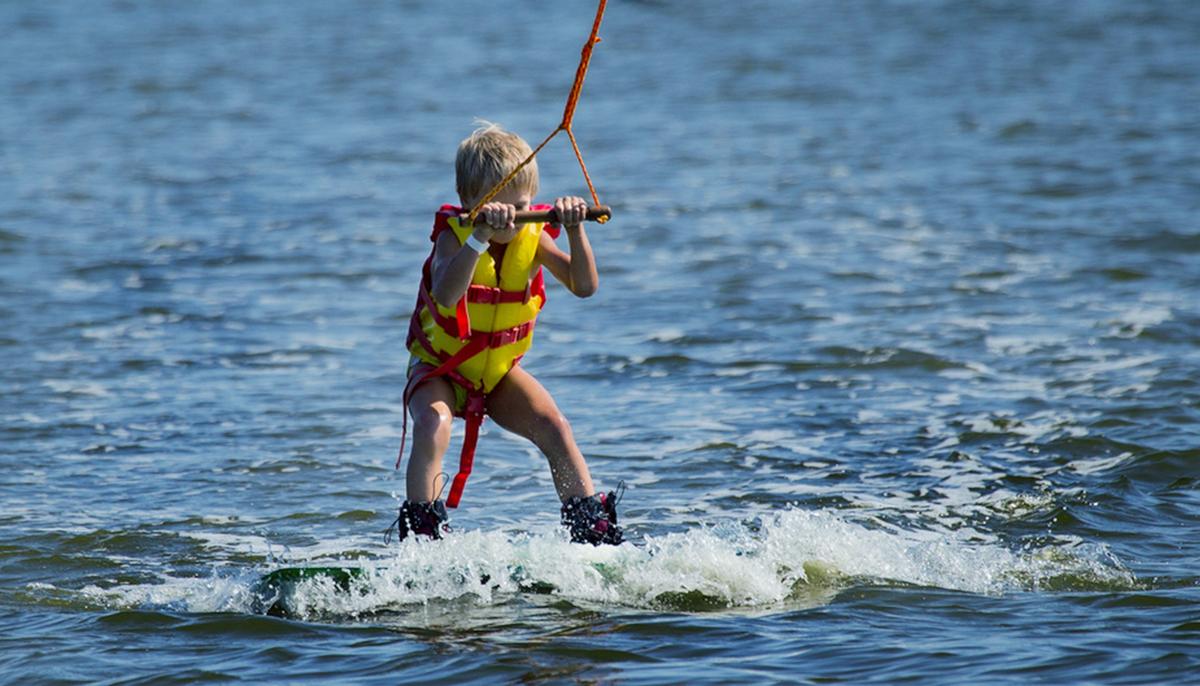 Mom Warns Parents After Son Dies of ‘Open-Air’ Carbon Monoxide Poisoning Motorboating