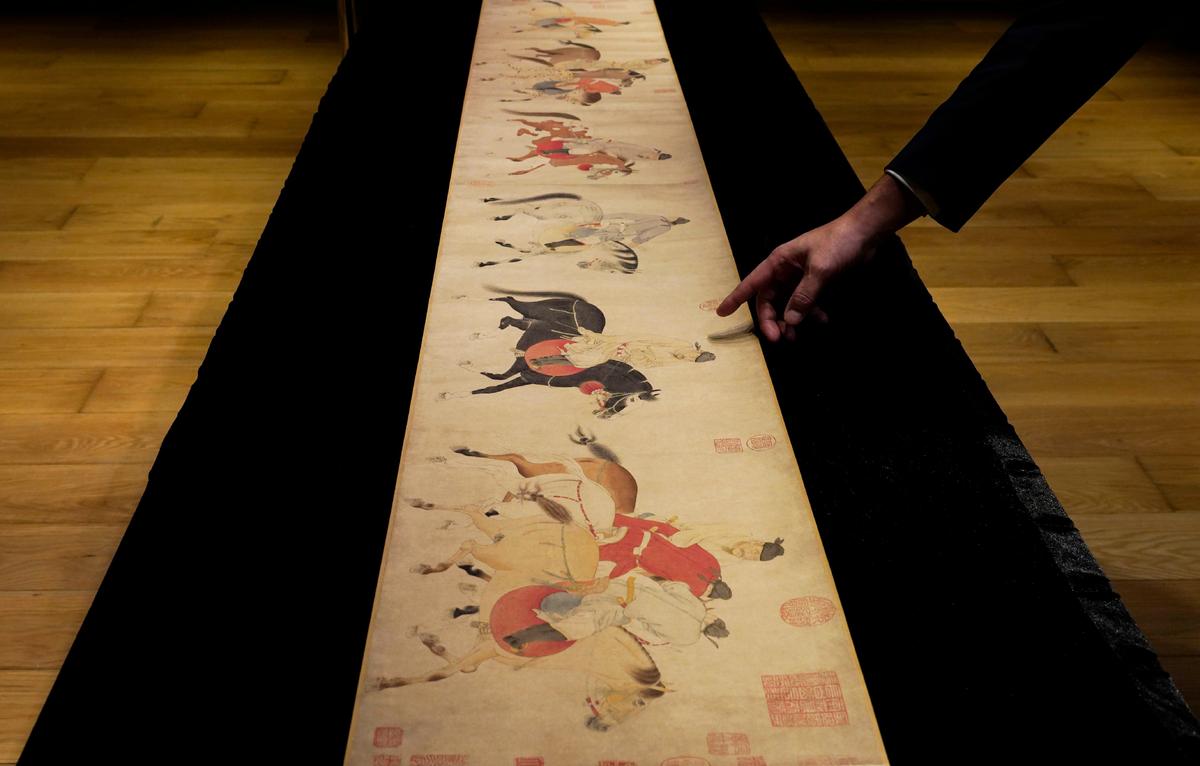700-Year-Old Chinese Scroll Sells for $41.8M in Hong Kong