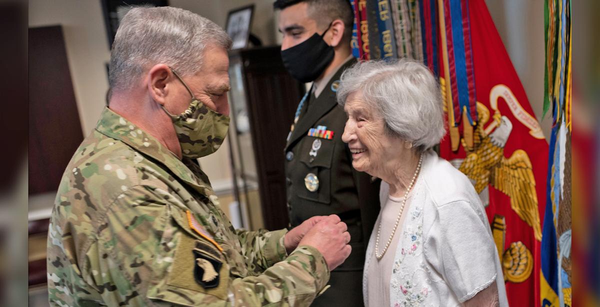 ‘Fearless’ Veteran Army Nurse Turns 100, Shares Memories of World War II