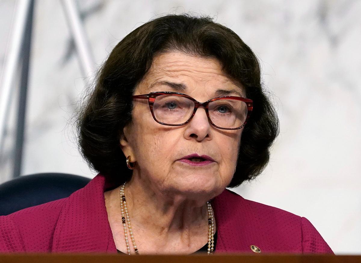 Tributes Pour In Following Death of Sen. Dianne Feinstein