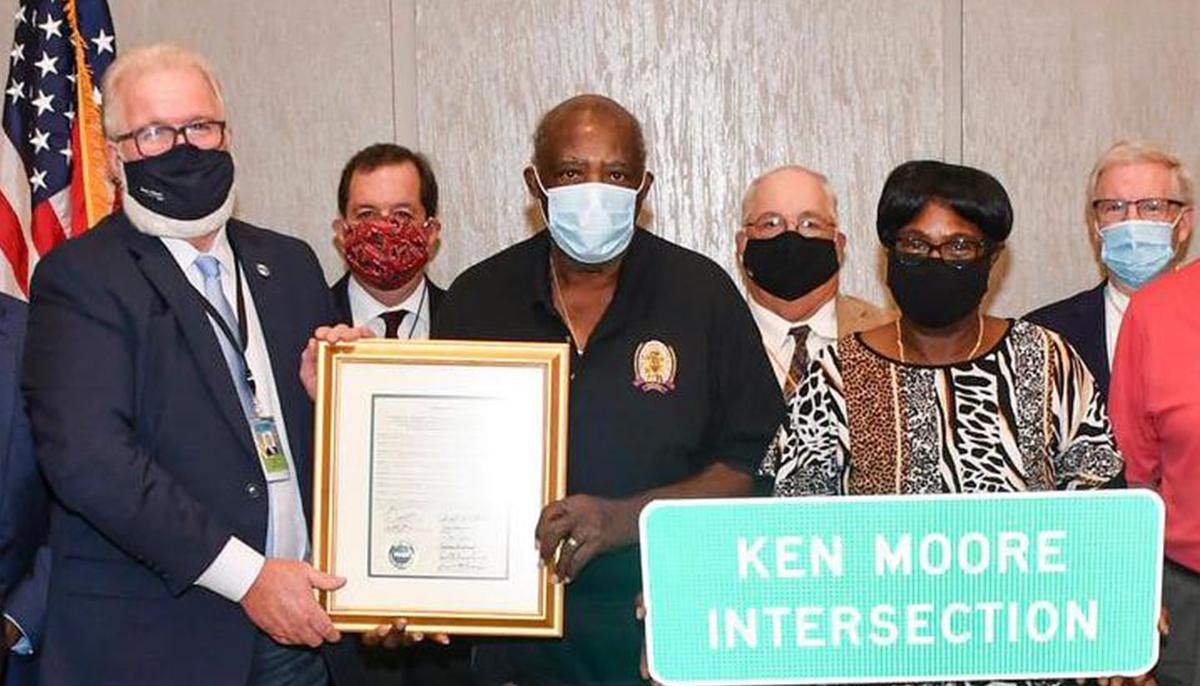 Man Who Saved Five Teens in 1977 Has Road Named After Him, Says Helping Is ‘In My DNA’